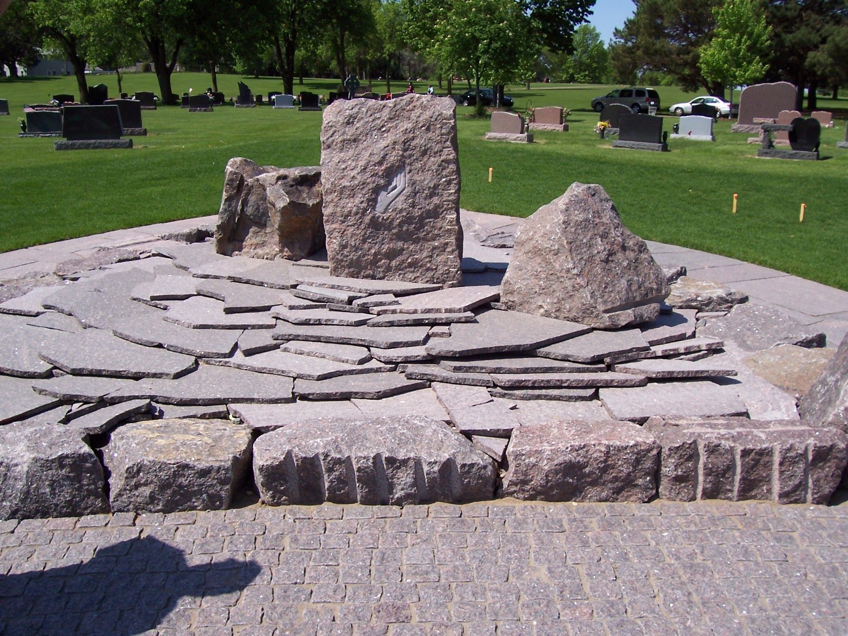 Granite memorial for cremated remains