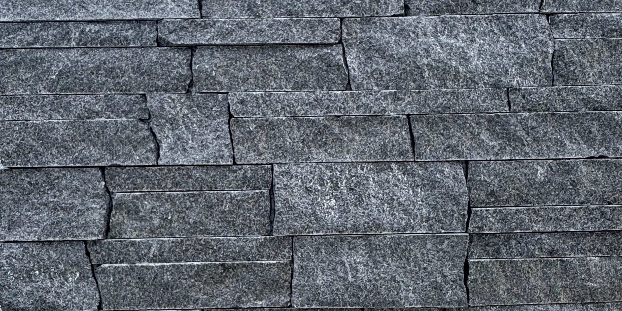 Babbitt - Dry stack Thin Granite Veneer - Coldspring Granite